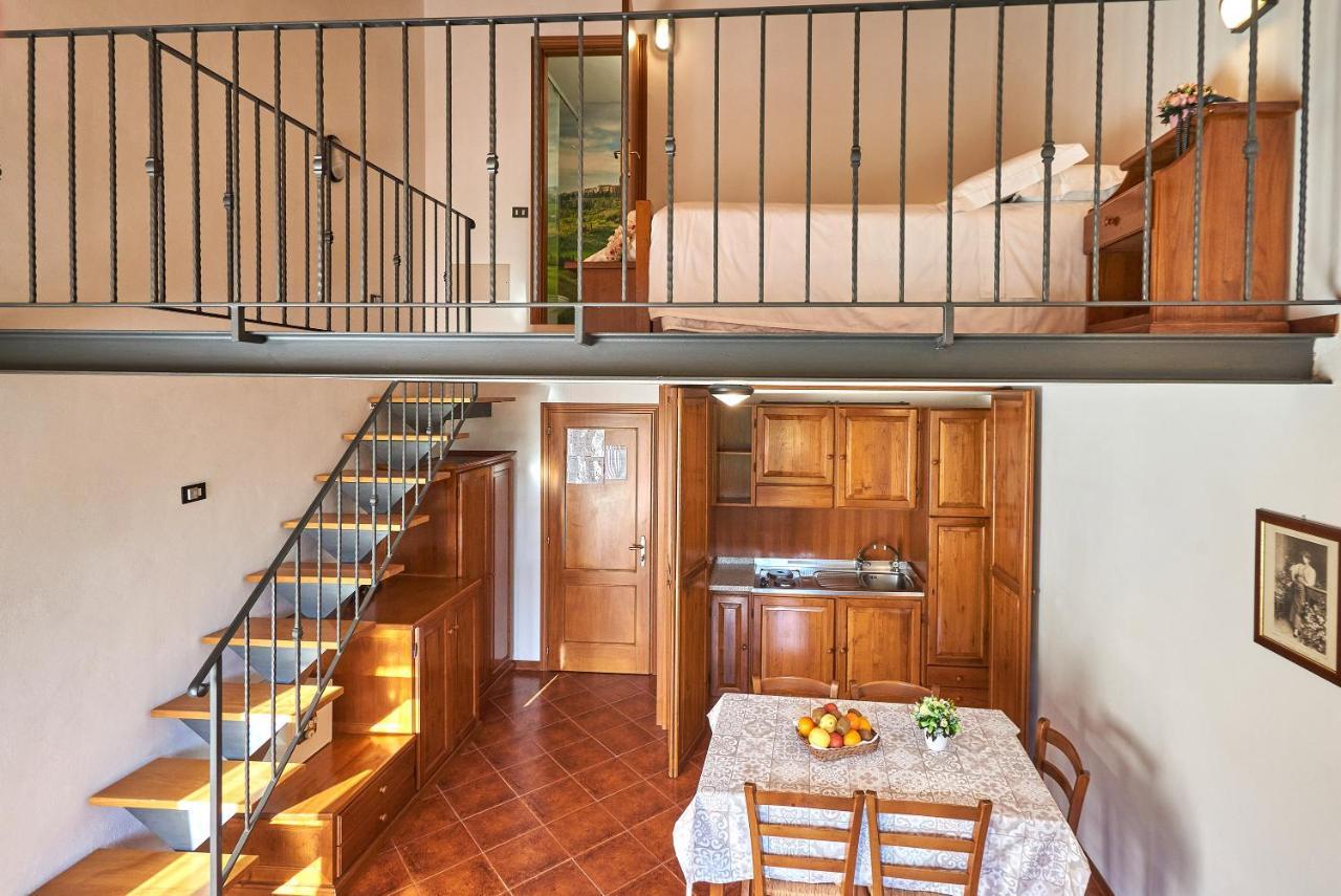 Casanova - Family Apartments Residence San Quirico dʼOrcia Exteriör bild
