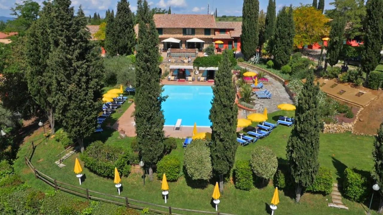 Casanova - Family Apartments Residence San Quirico dʼOrcia Exteriör bild