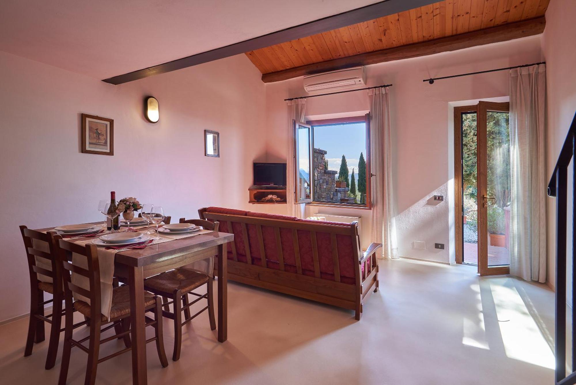 Casanova - Family Apartments Residence San Quirico dʼOrcia Exteriör bild
